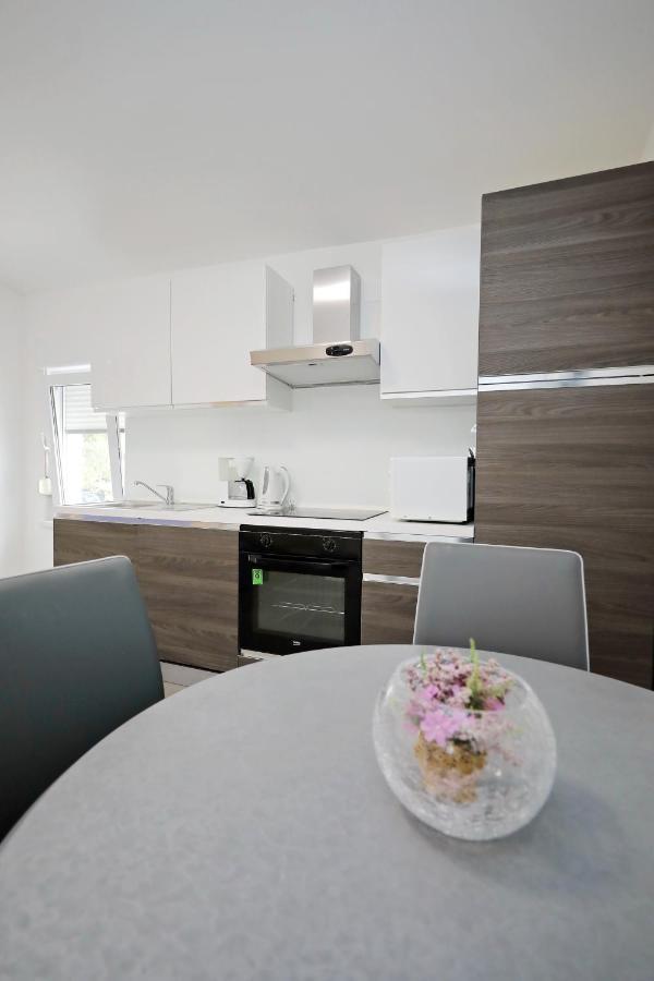 Apartmani Rudi Vir Eksteriør bilde
