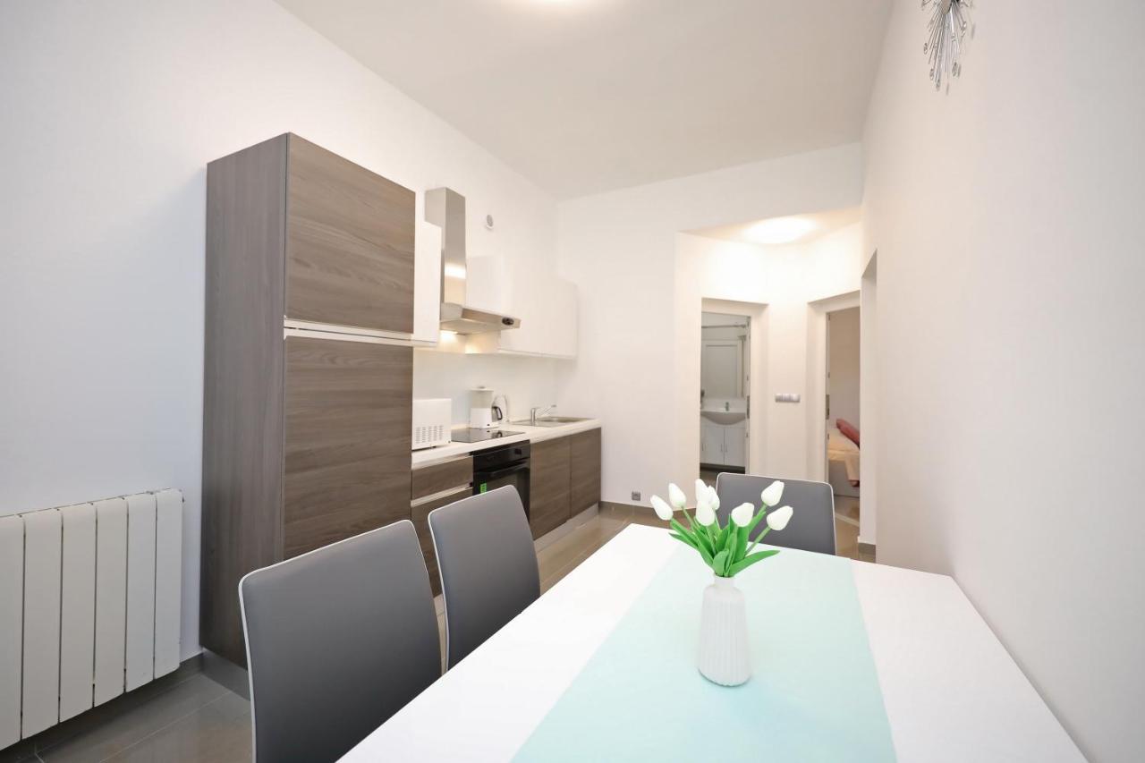 Apartmani Rudi Vir Eksteriør bilde
